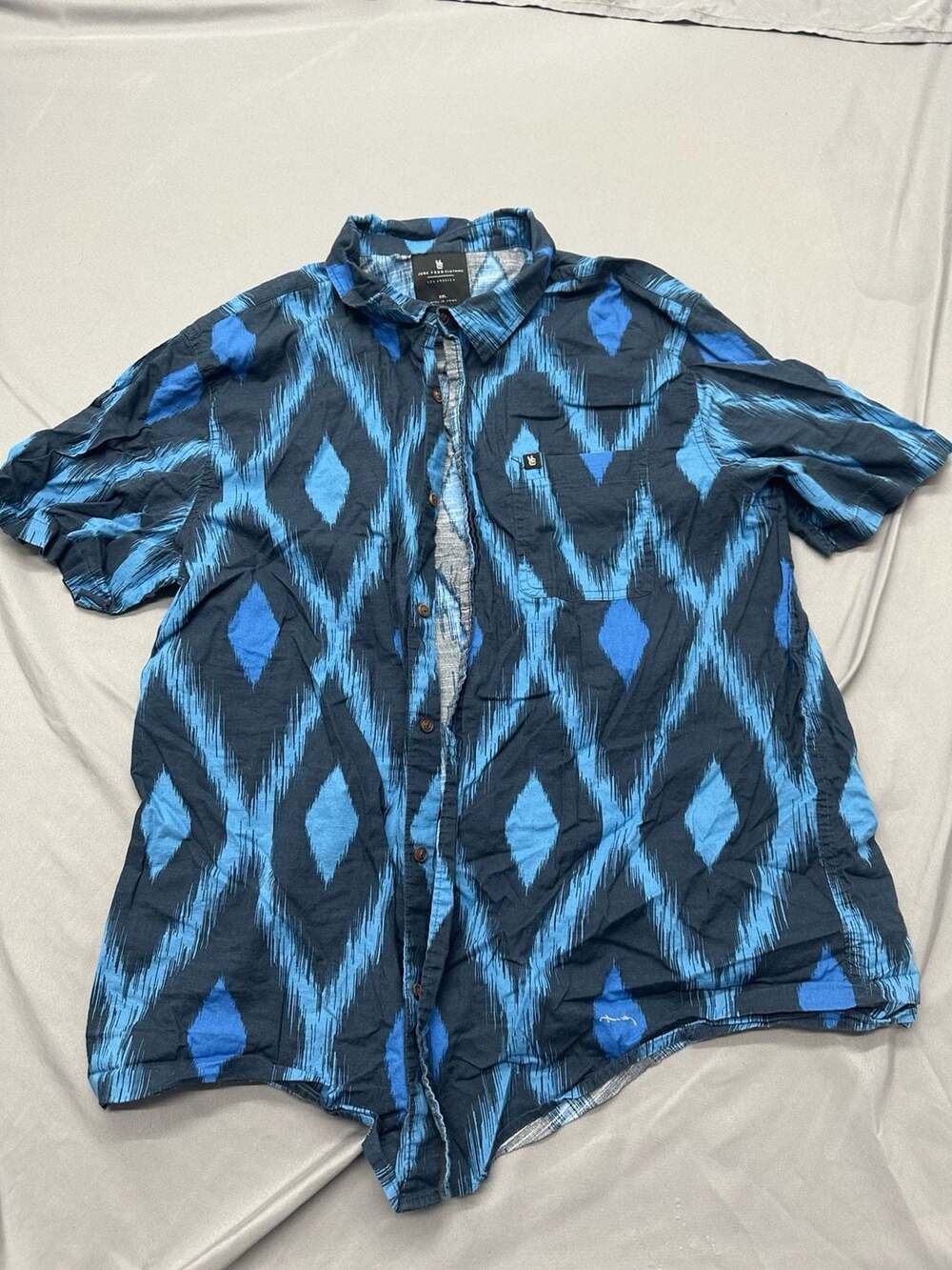 Junk Food Clothing Men's Blue Diamond Print Short Sleeve Button Up Shirt XXL